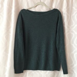 Tahari Pure Luxe 100% Cashmere Sweater in Green
